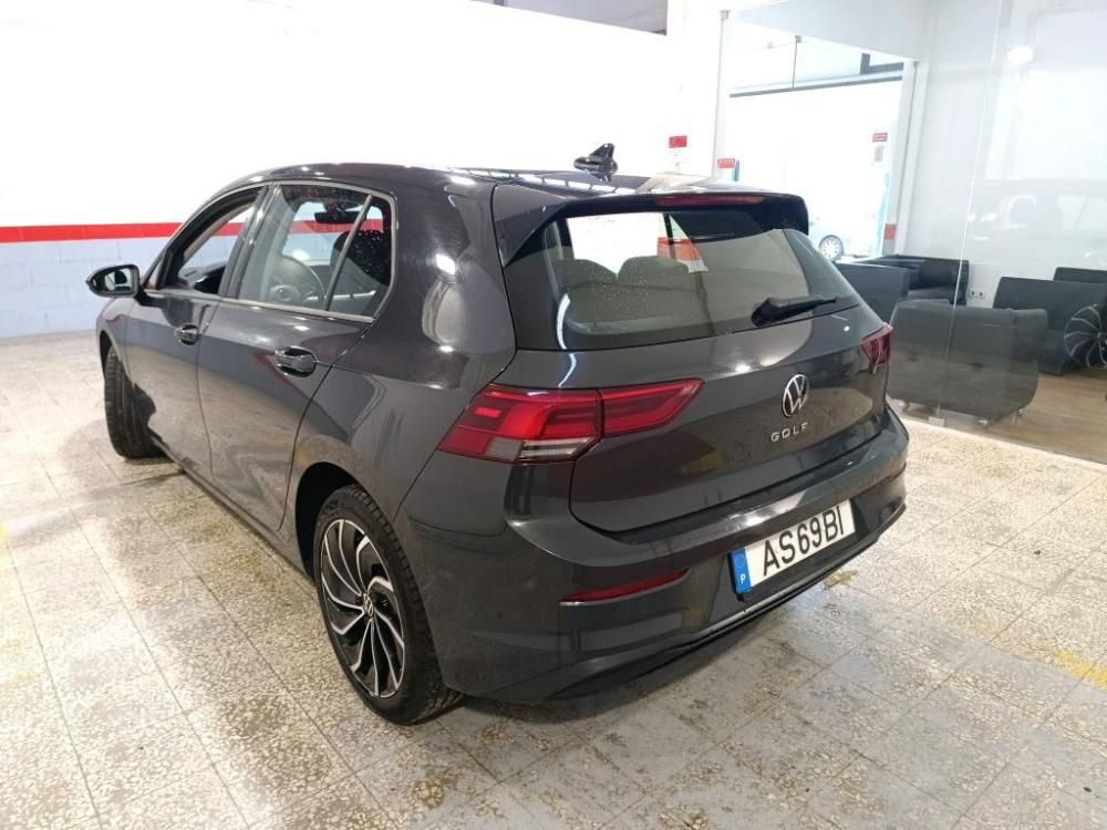 volkswagen-golf-2022-diesel-1968cc