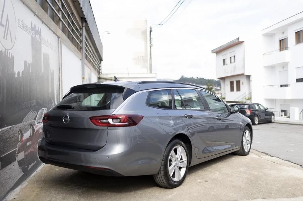 opel-insignia-sports-tourer-2019-diesel-1598cc