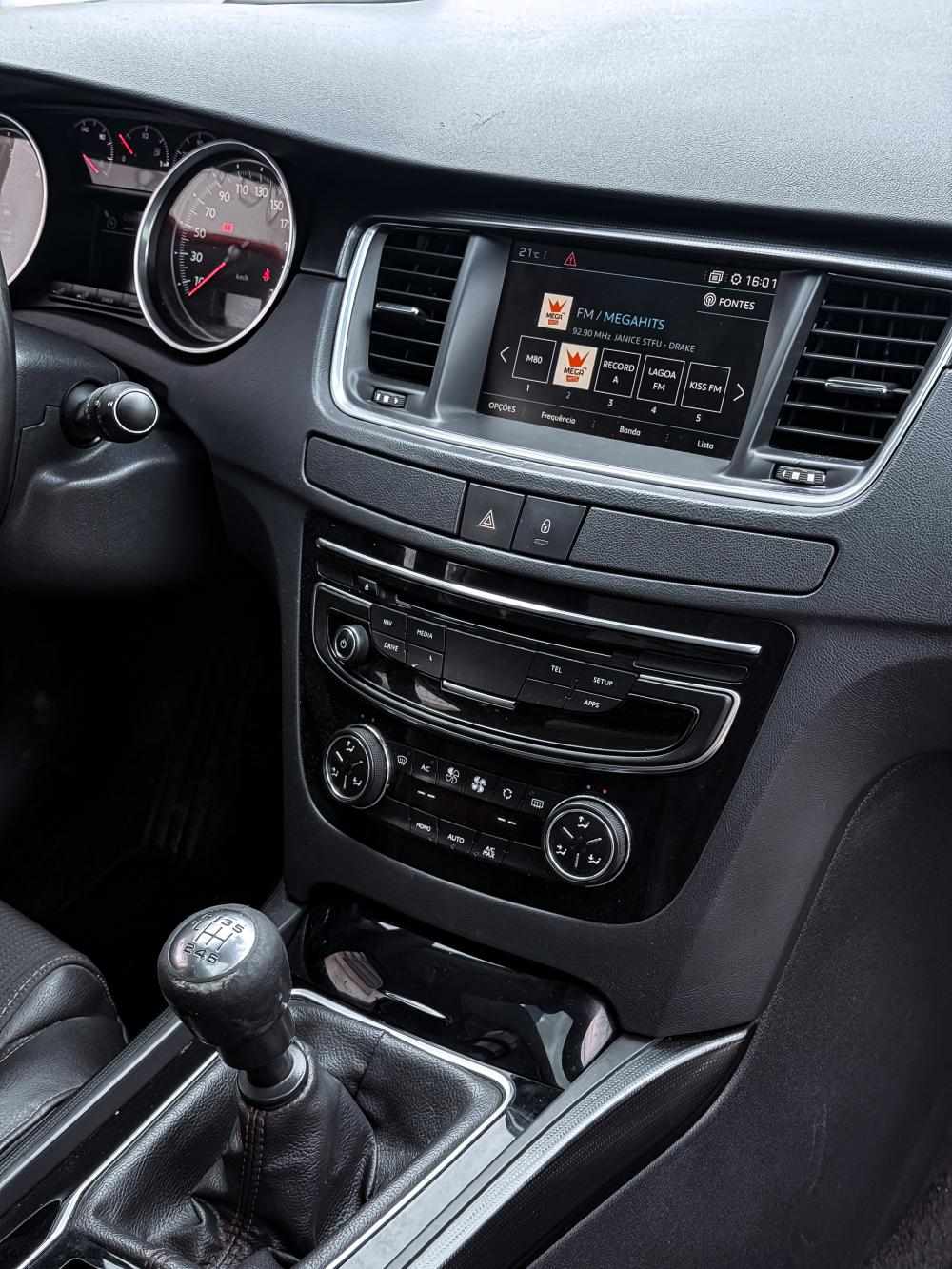 peugeot-508-sw-2018-diesel-1560cc