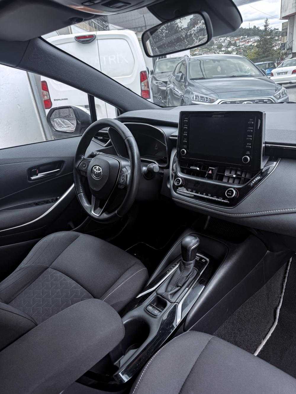 toyota-corolla-sw-2021-hibrido-a-gasolina-1798cc