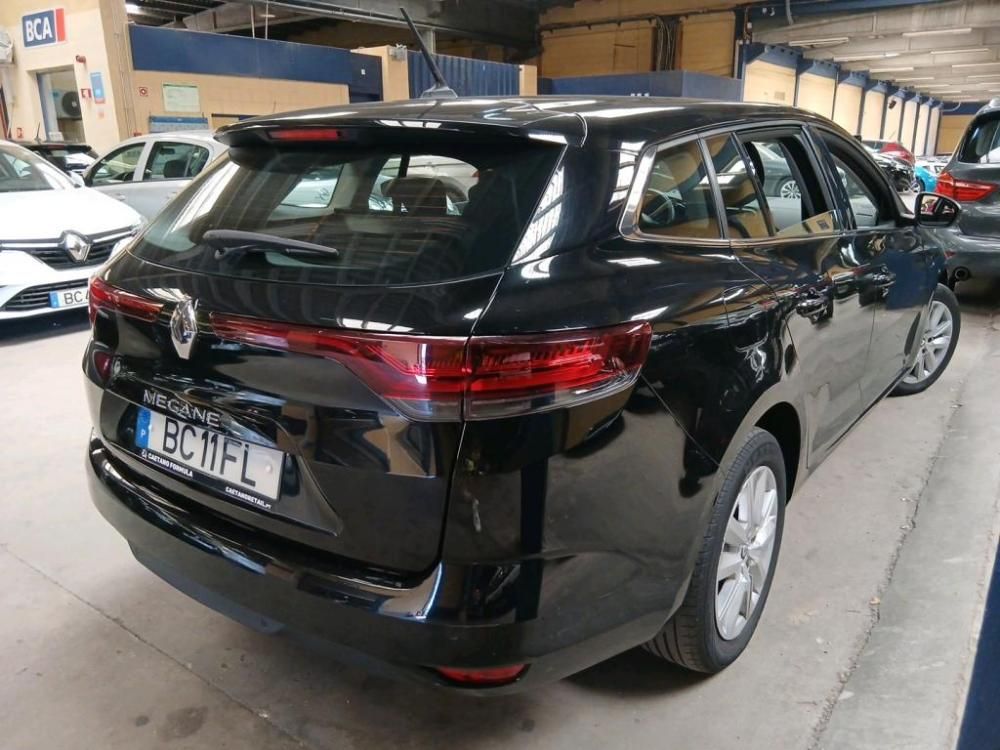 renault-megane-sport-tourer-2023-diesel-1461cc