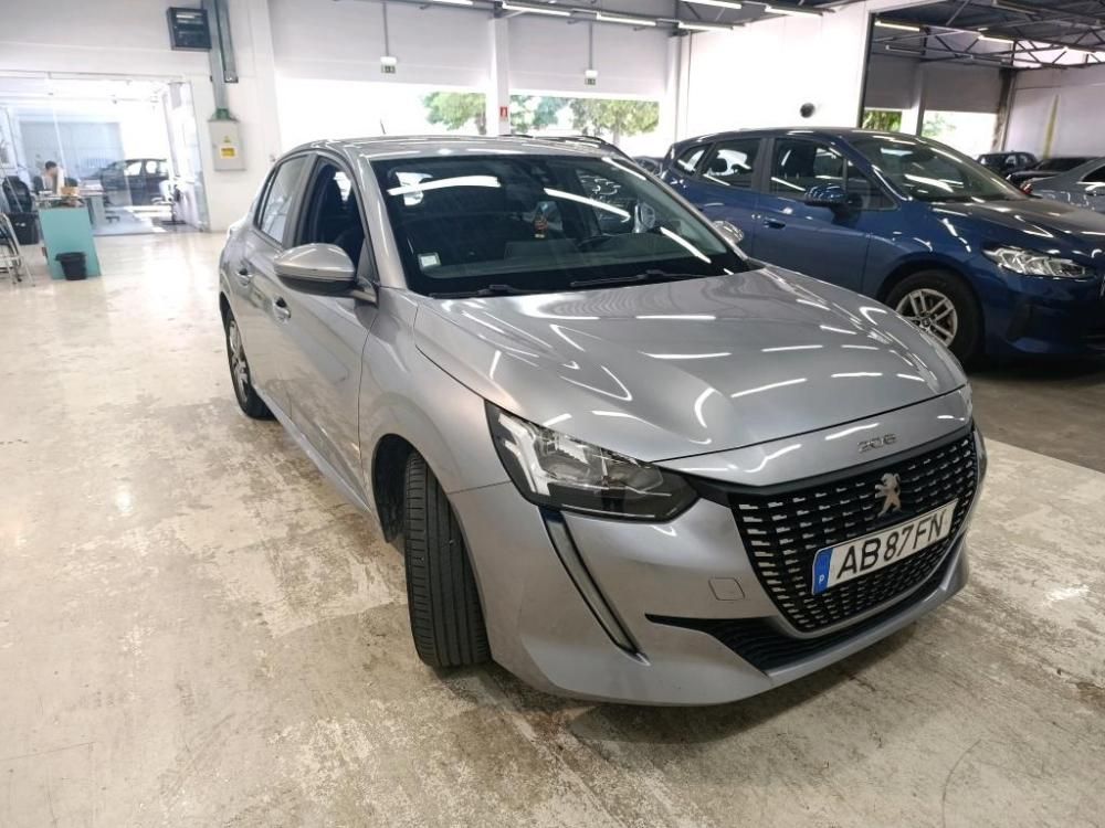 peugeot-208-2020-diesel-1499cc