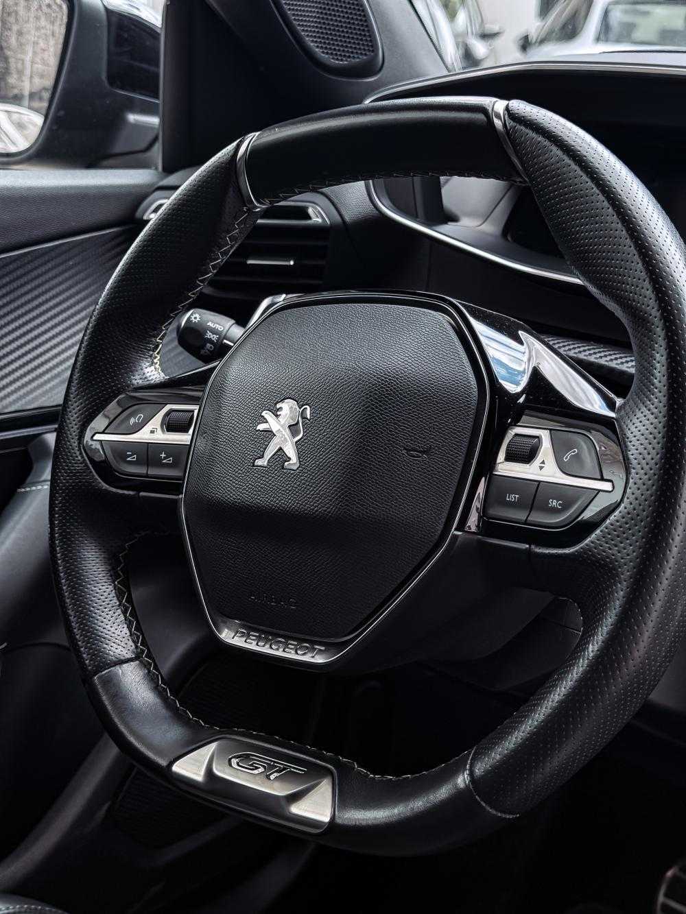 peugeot-2008-2022-diesel-1499cc