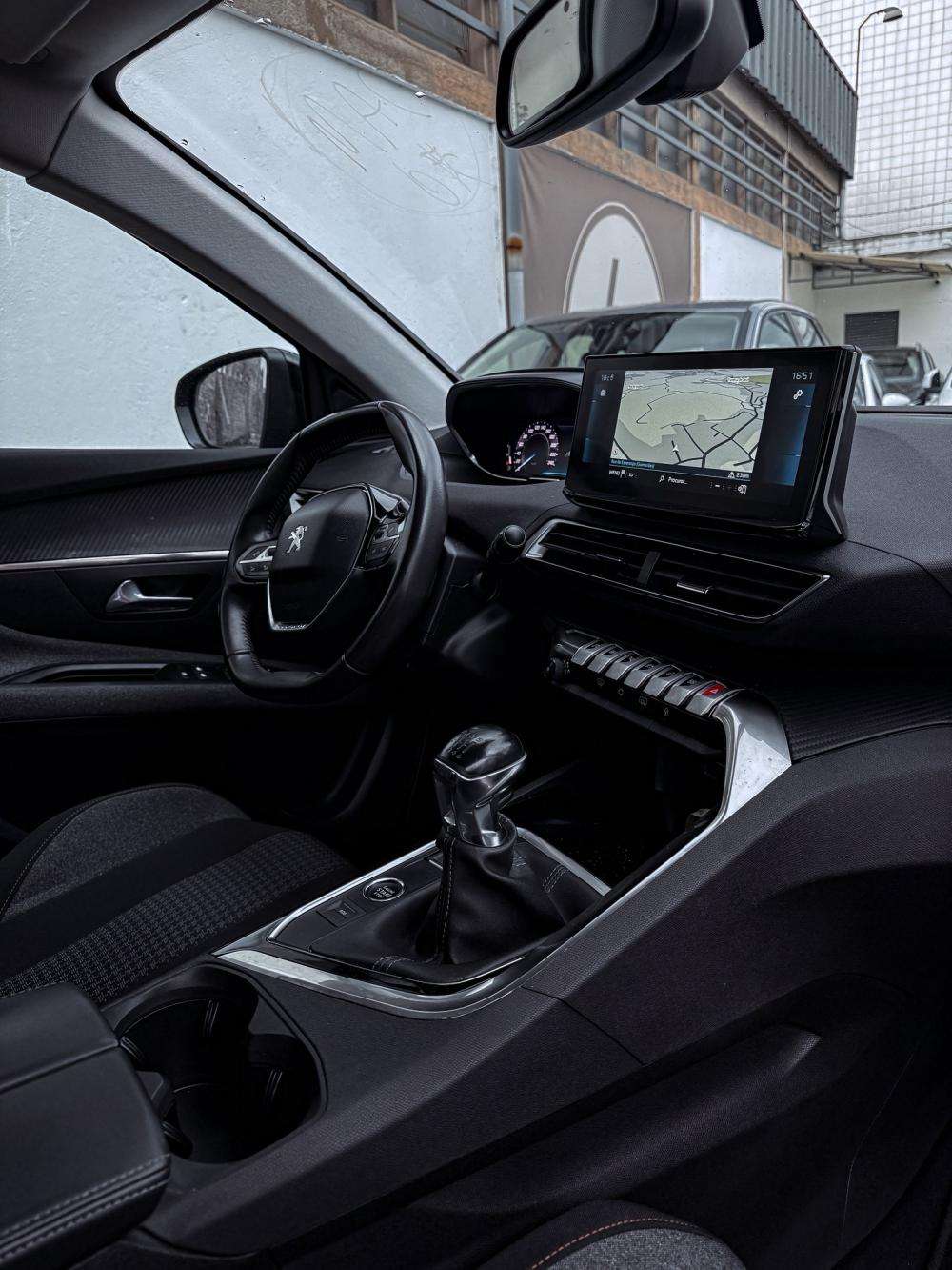 peugeot-3008-2021-diesel-1499cc
