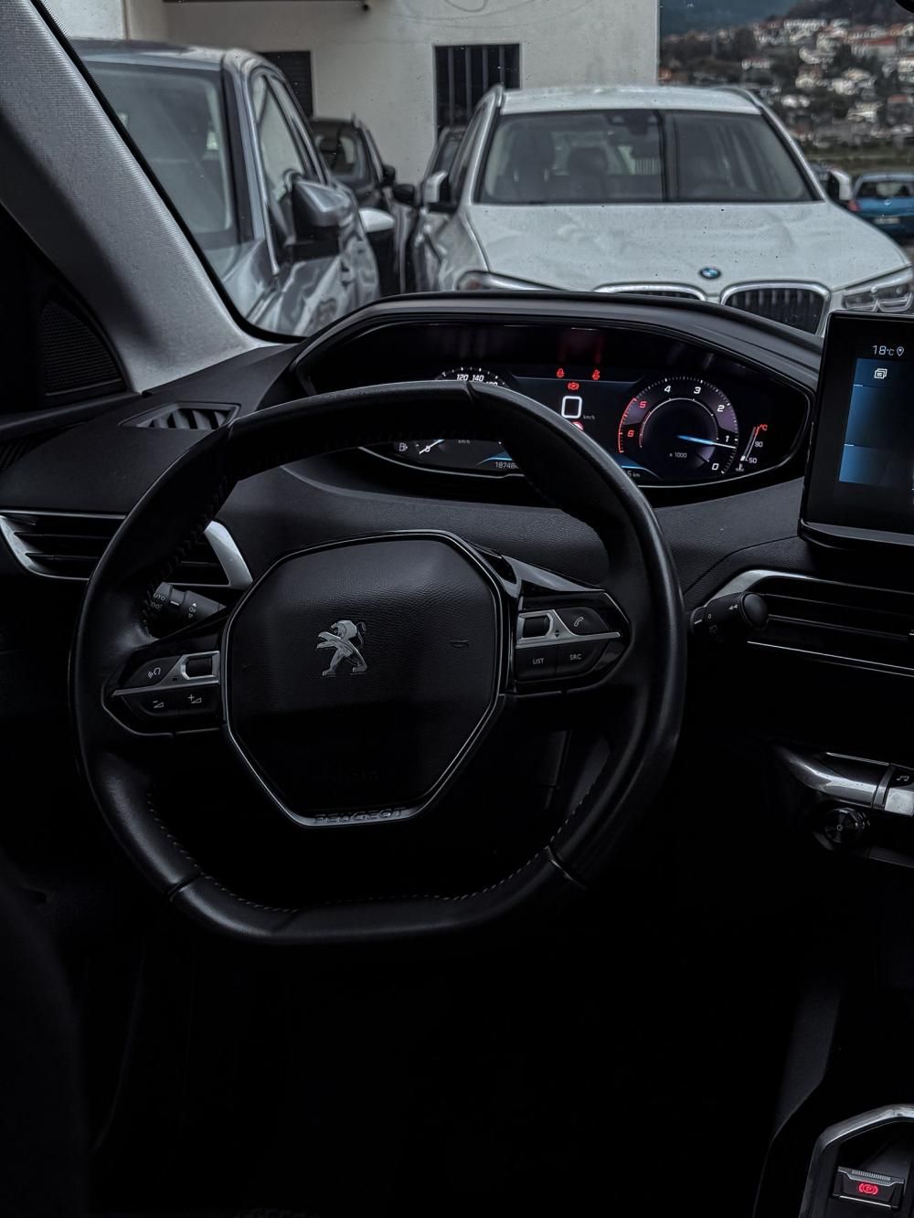peugeot-3008-2021-diesel-1499cc