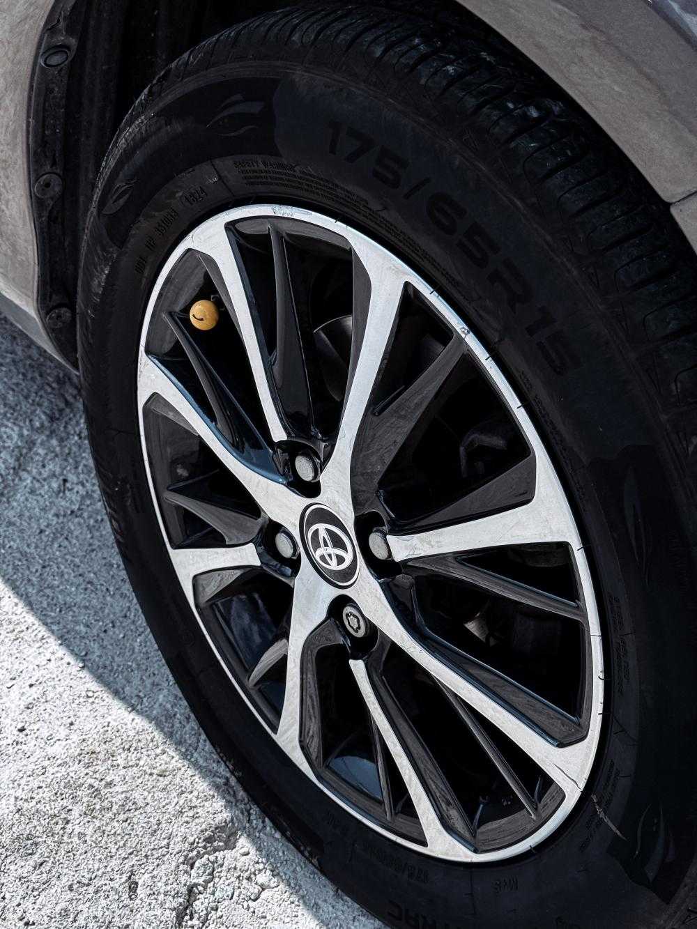 toyota-yaris-2020-gasolina-998cc