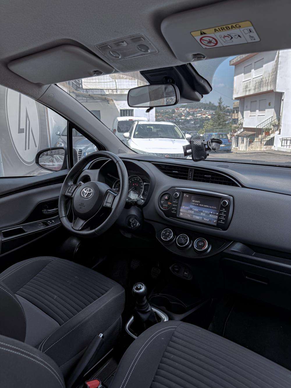 toyota-yaris-2020-gasolina-998cc