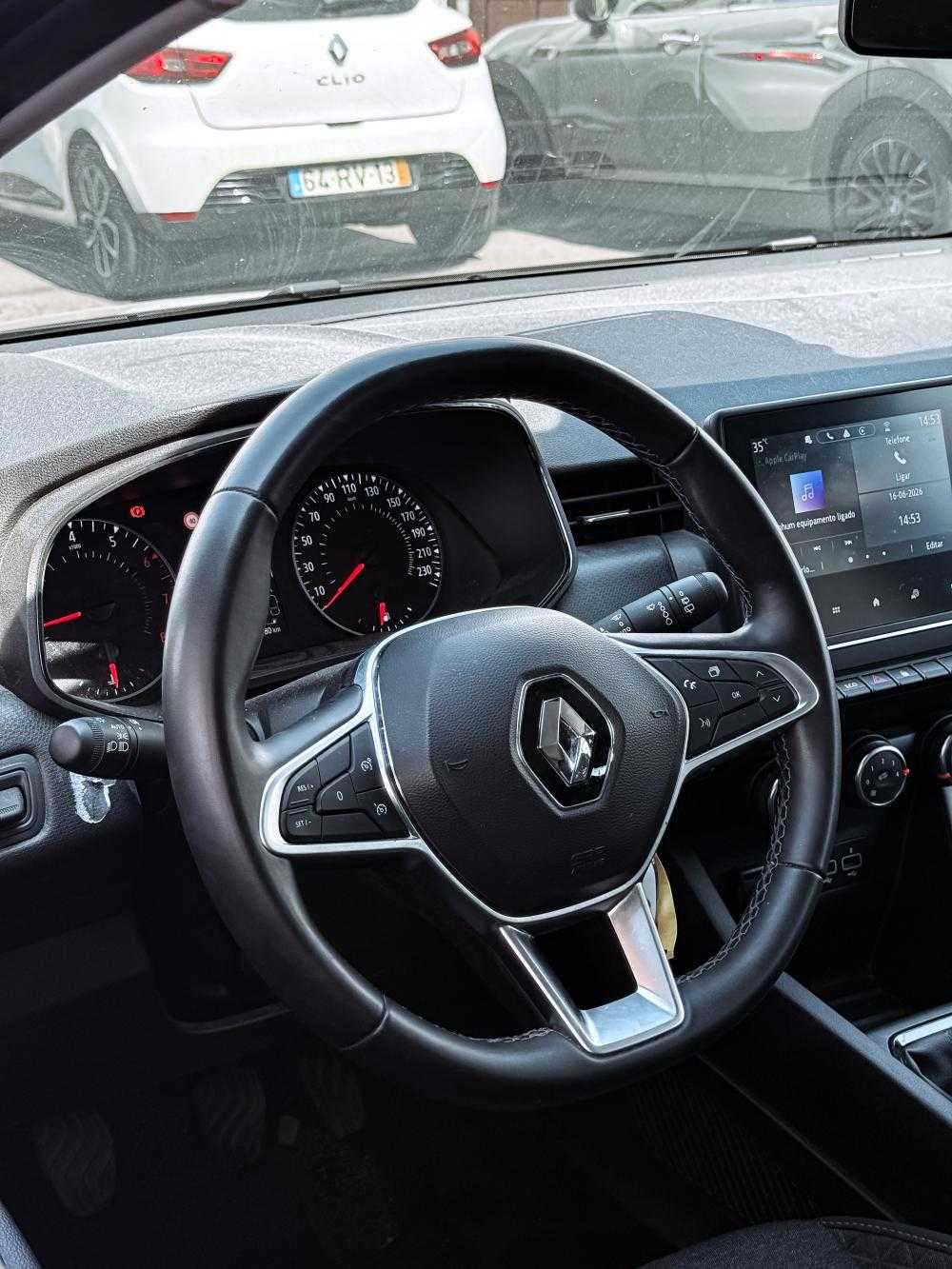 renault-clio-2023-gasolina-999cc
