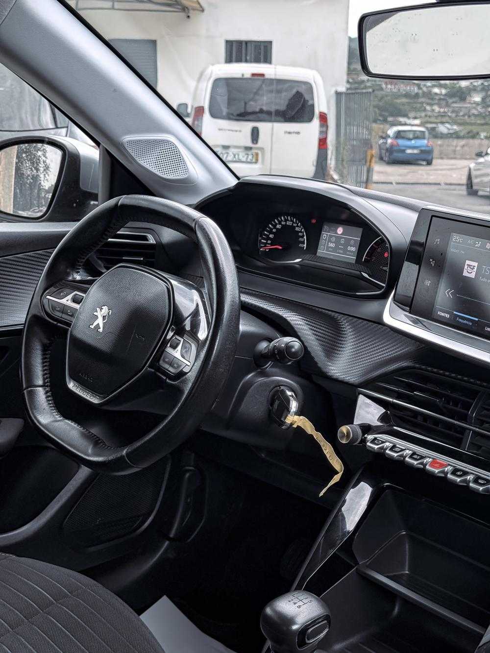 peugeot-208-2020-diesel-1499cc