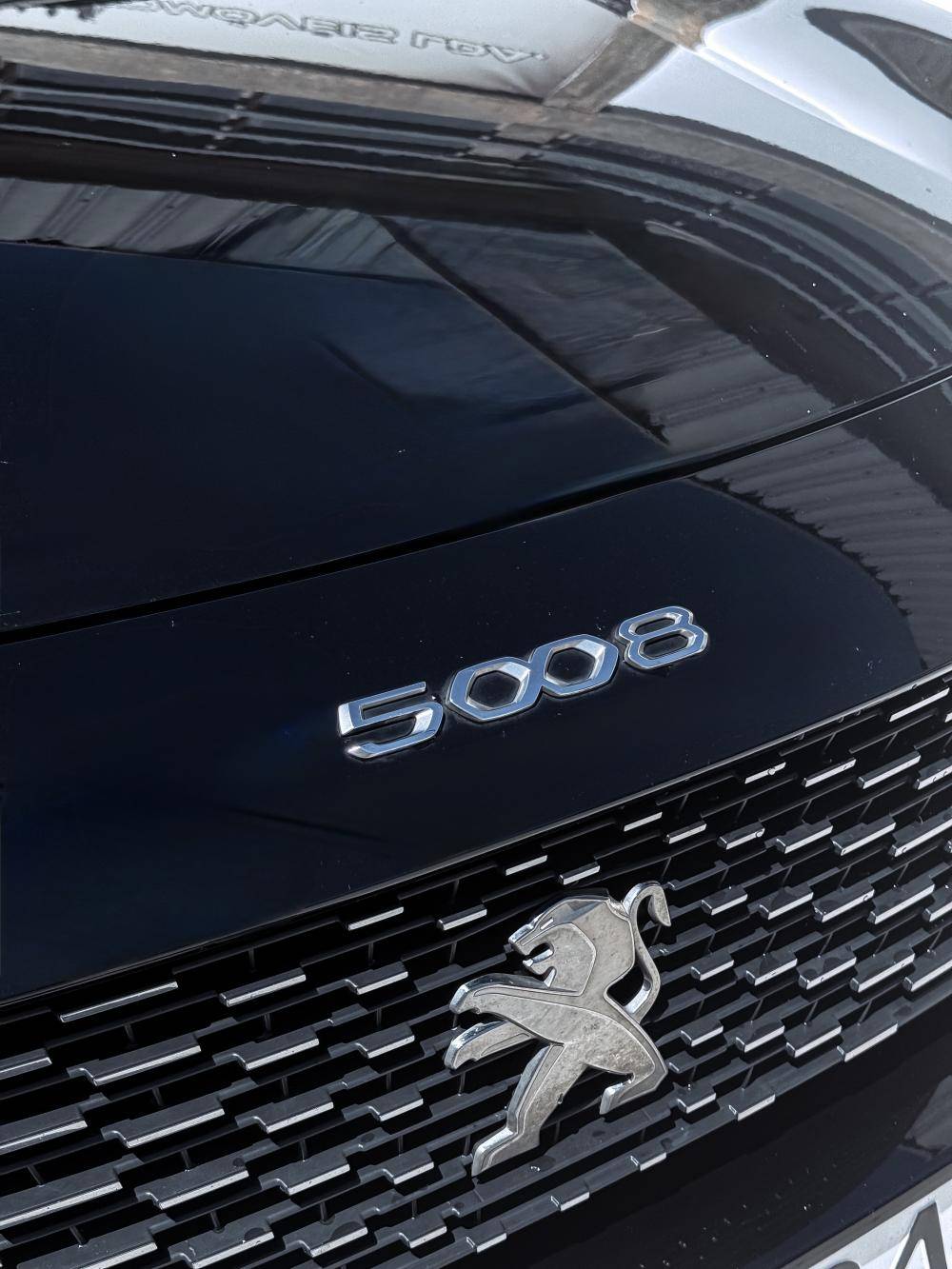 peugeot-5008-2022-diesel-1499cc