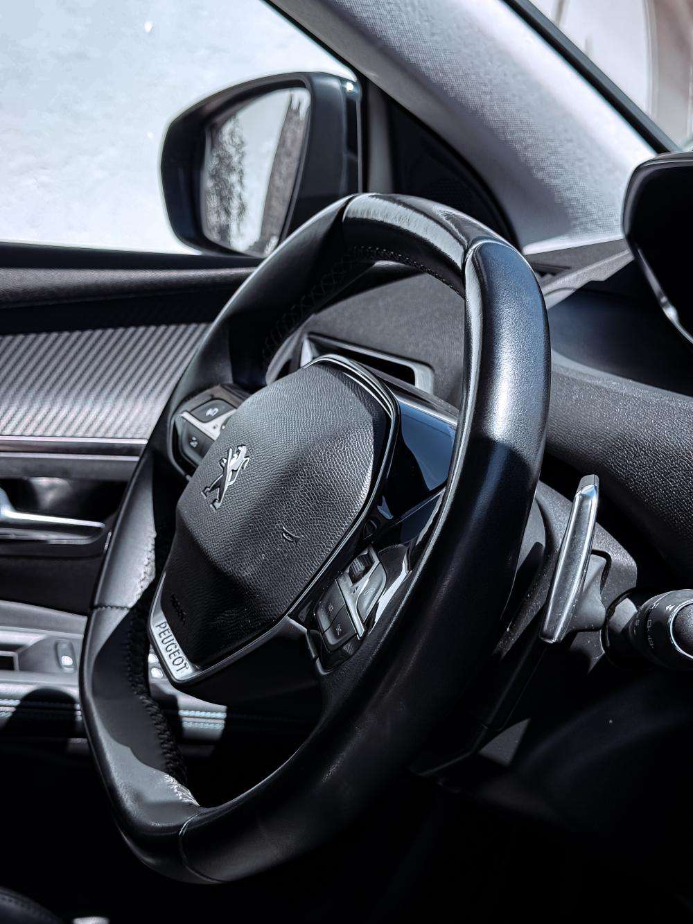 peugeot-5008-2022-diesel-1499cc