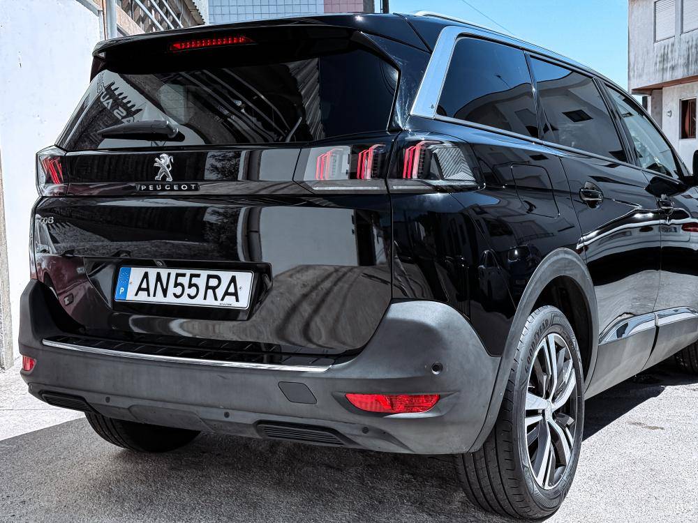 peugeot-5008-2022-diesel-1499cc