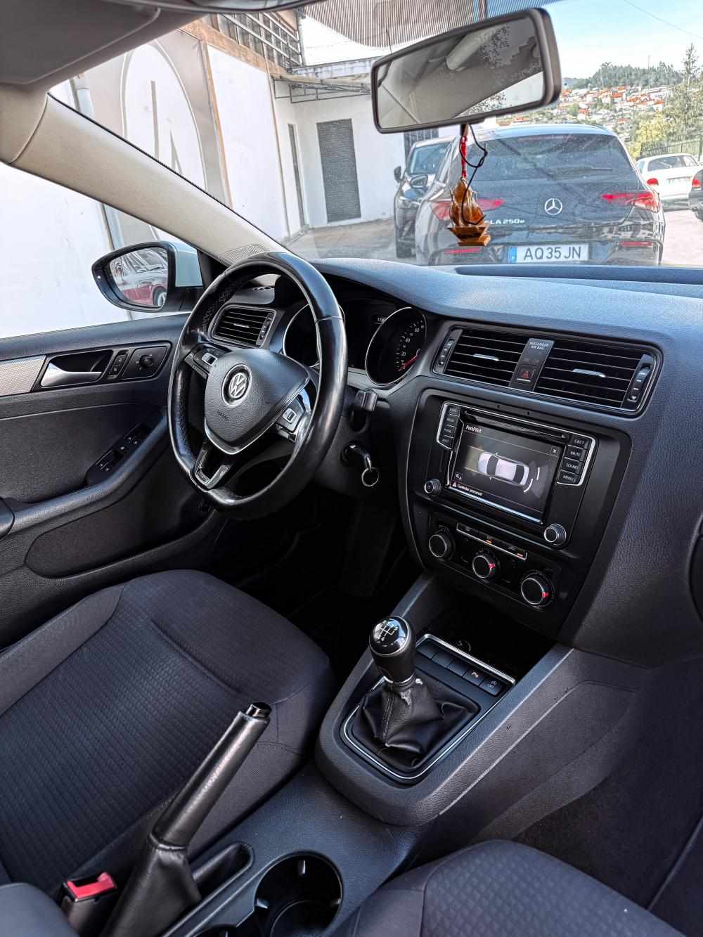 volkswagen-jetta-2016-diesel-1968cc