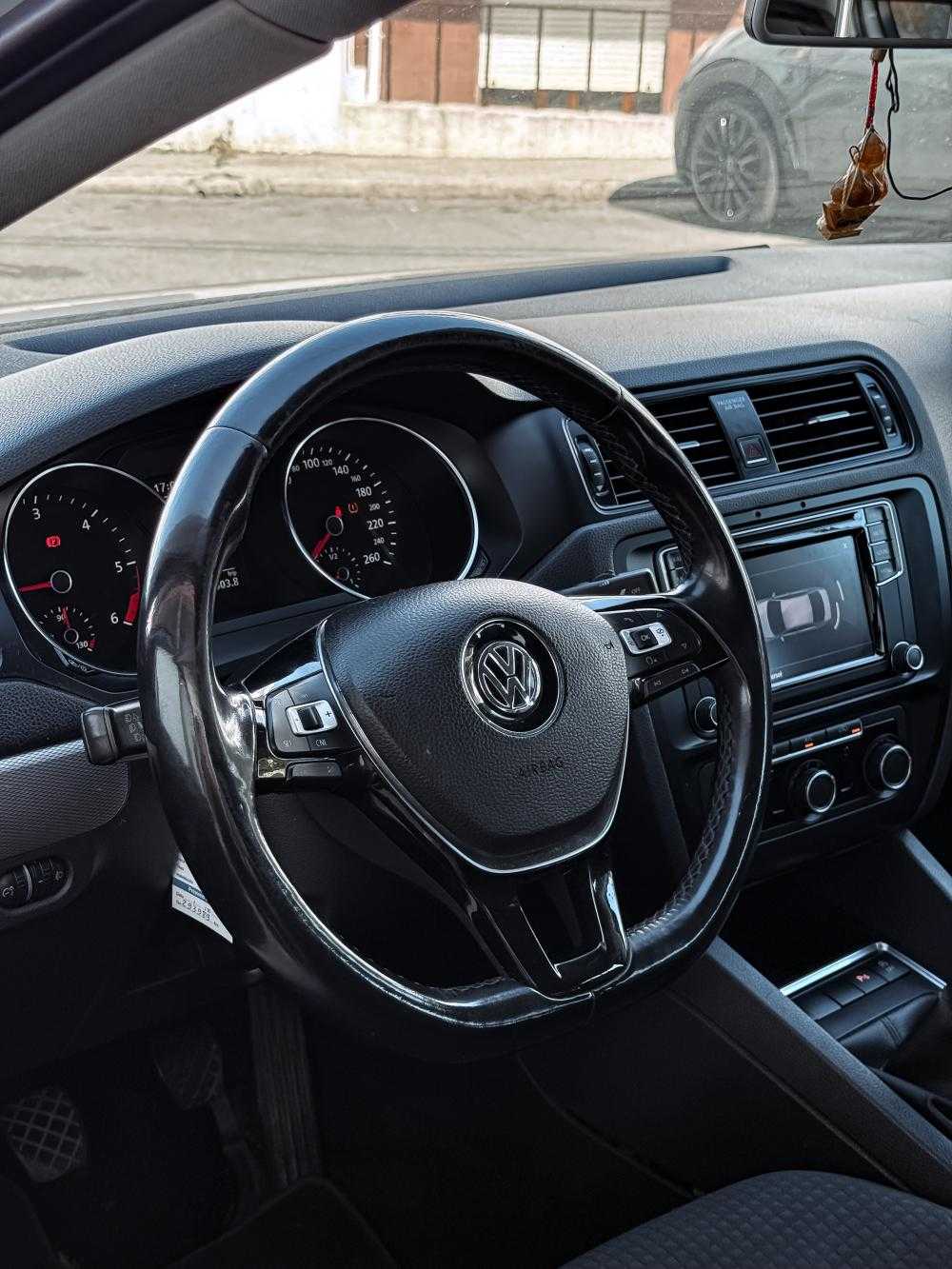 volkswagen-jetta-2016-diesel-1968cc