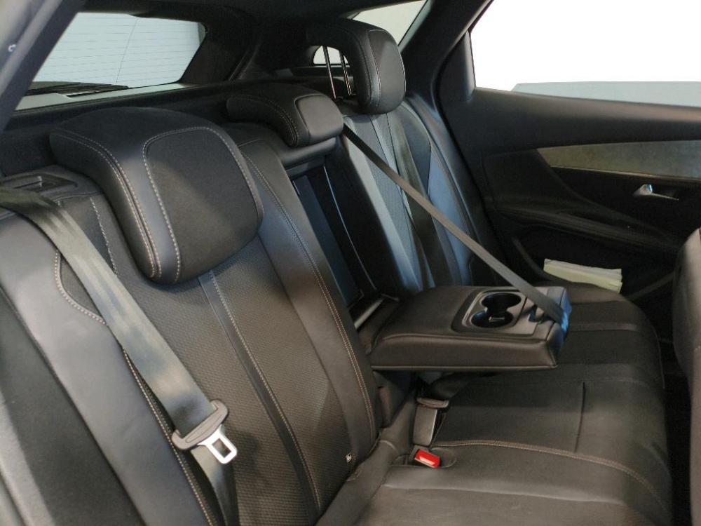peugeot-3008-2022-hibrido-a-gasolina-1598cc