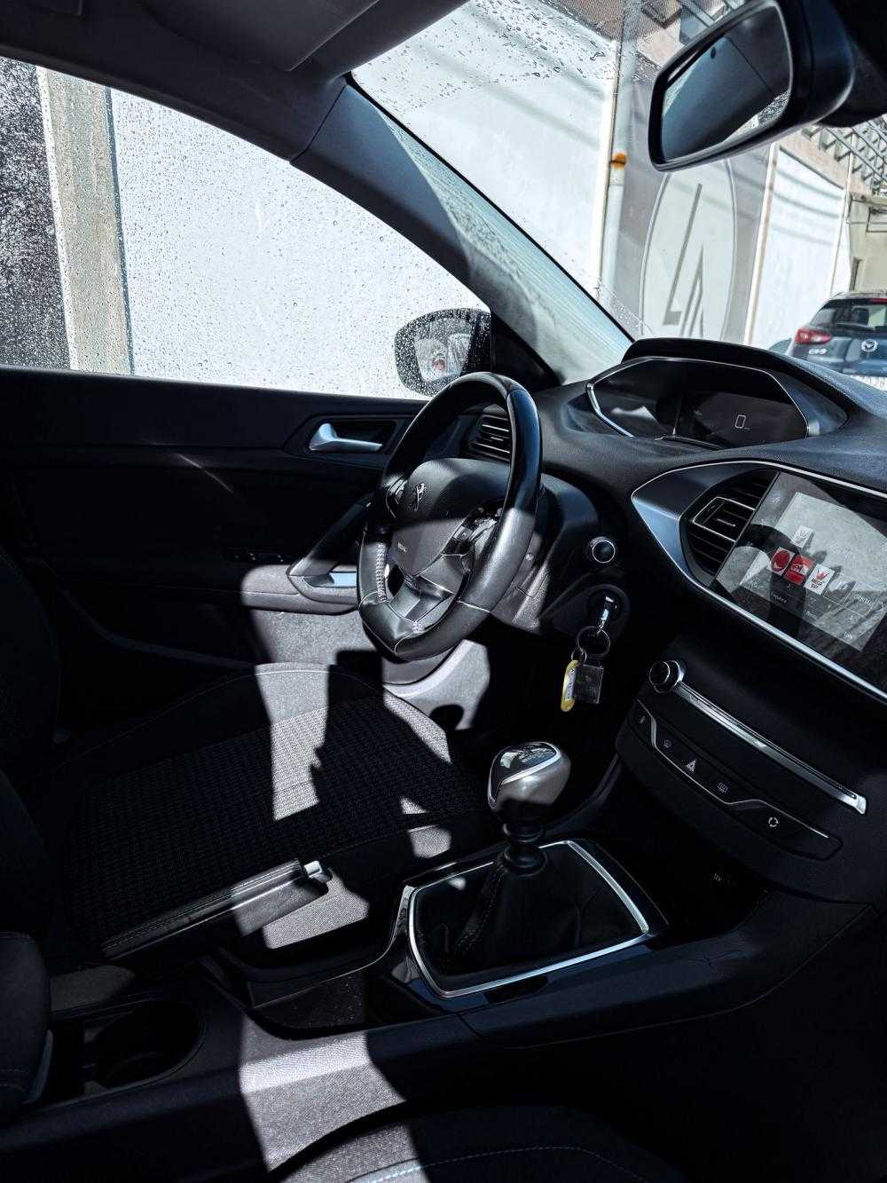 peugeot-308-2020-diesel-1499cc