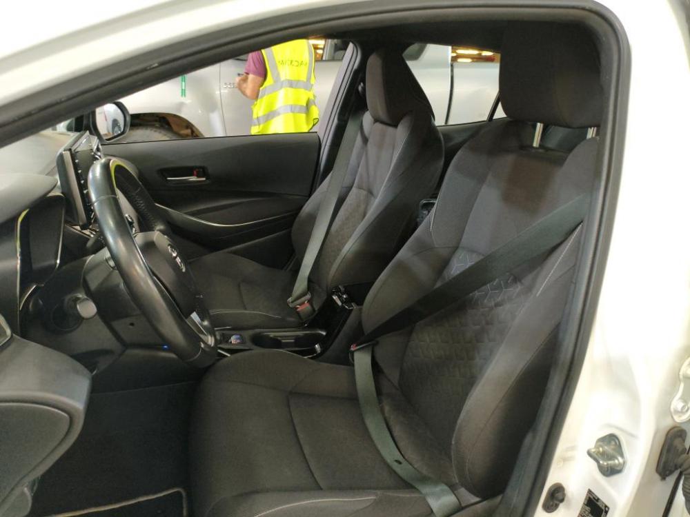 toyota-corolla-2021-hibrido-a-gasolina-1798cc