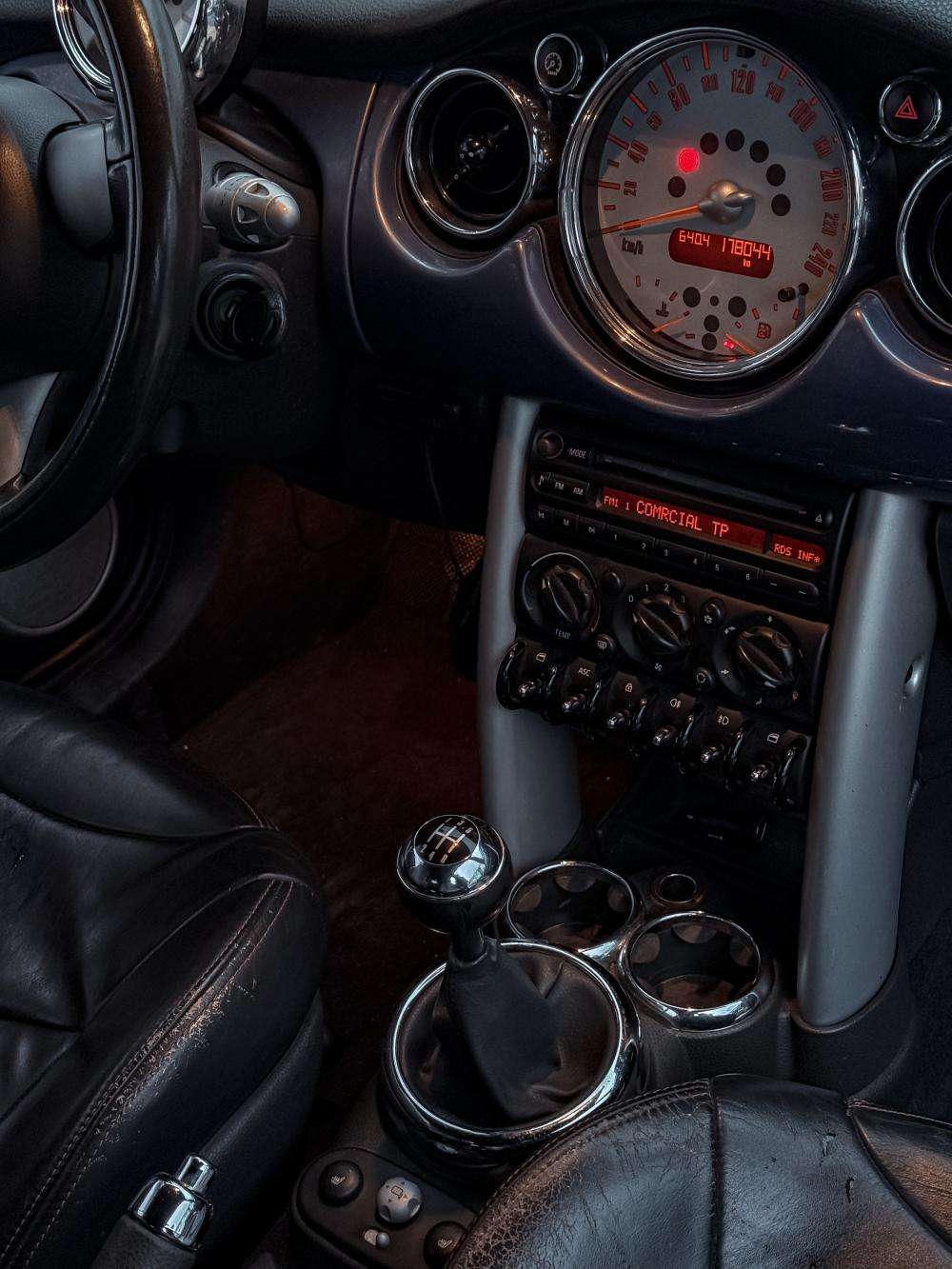 mini-cabrio-2004-gasolina-1598cc