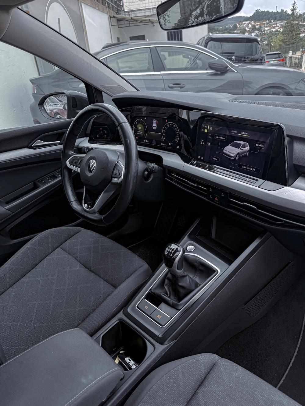 volkswagen-golf-2022-diesel-1968cc