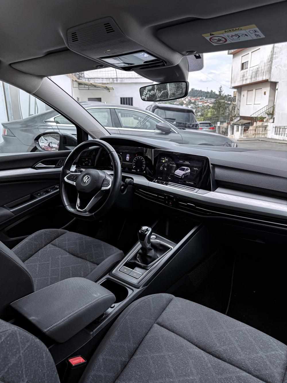 volkswagen-golf-2022-diesel-1968cc