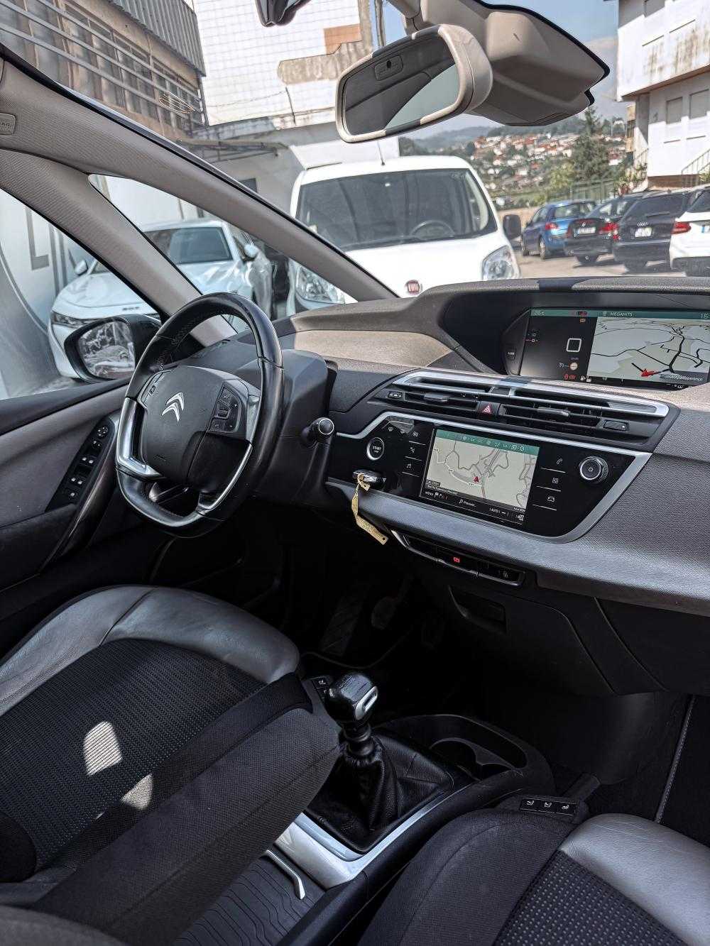 citroen-spacetourer-2020-diesel-1499cc