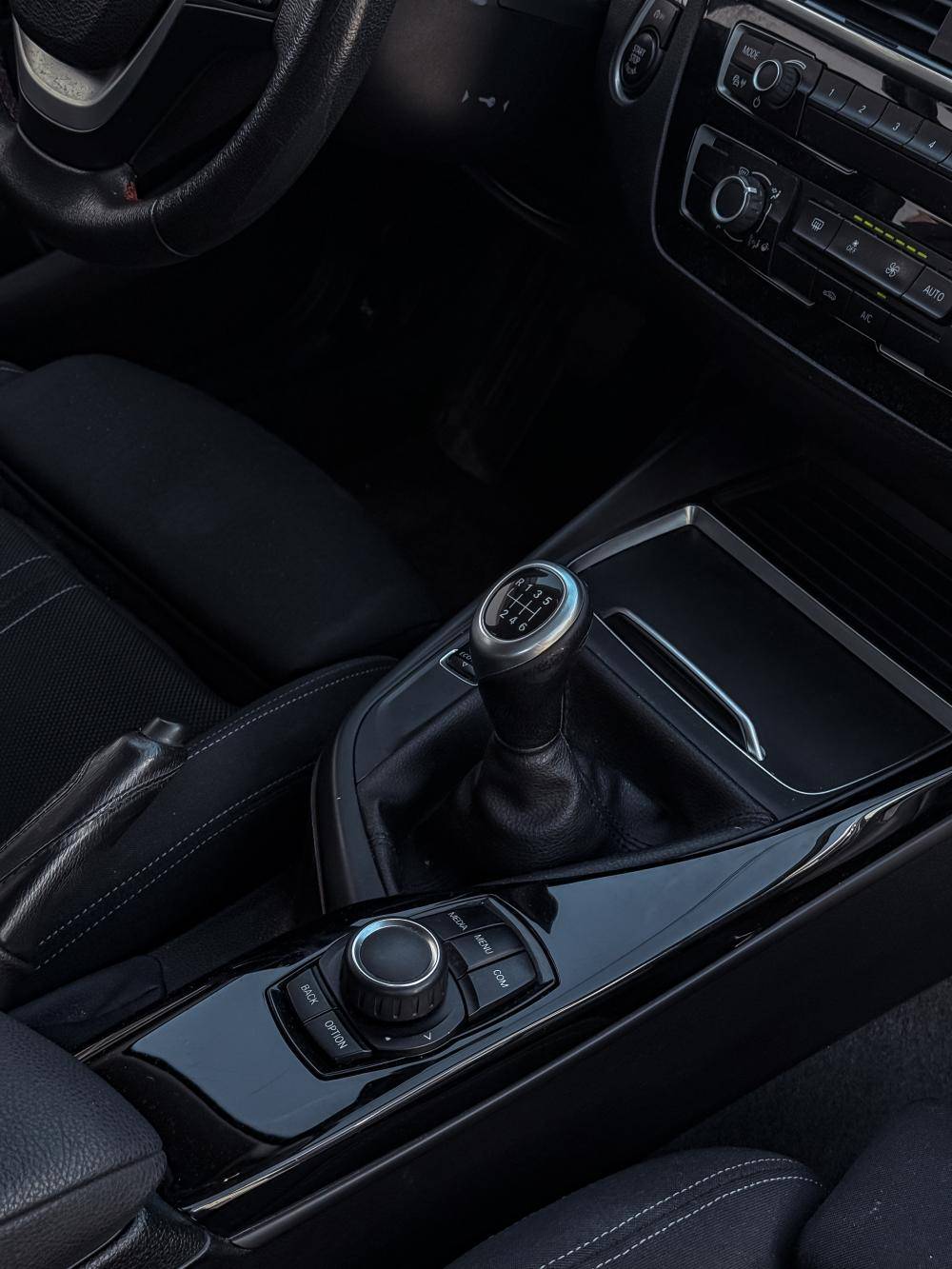 bmw-serie-1-2019-diesel-1496cc
