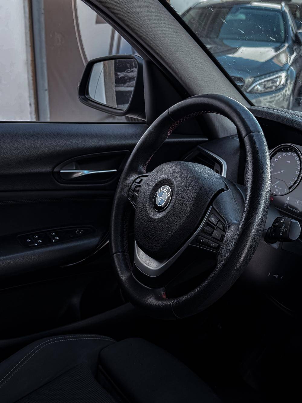 bmw-serie-1-2019-diesel-1496cc