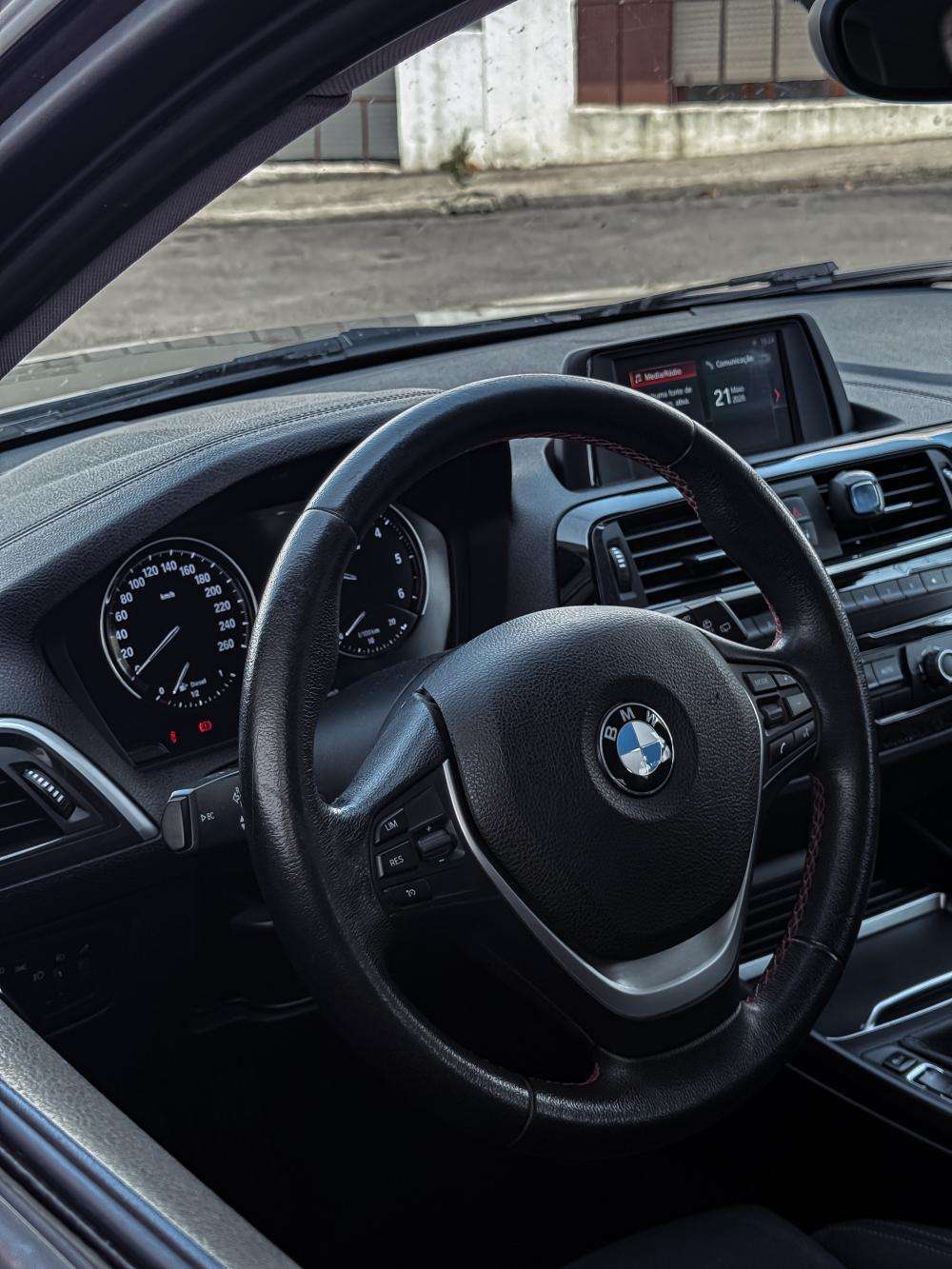 bmw-serie-1-2019-diesel-1496cc
