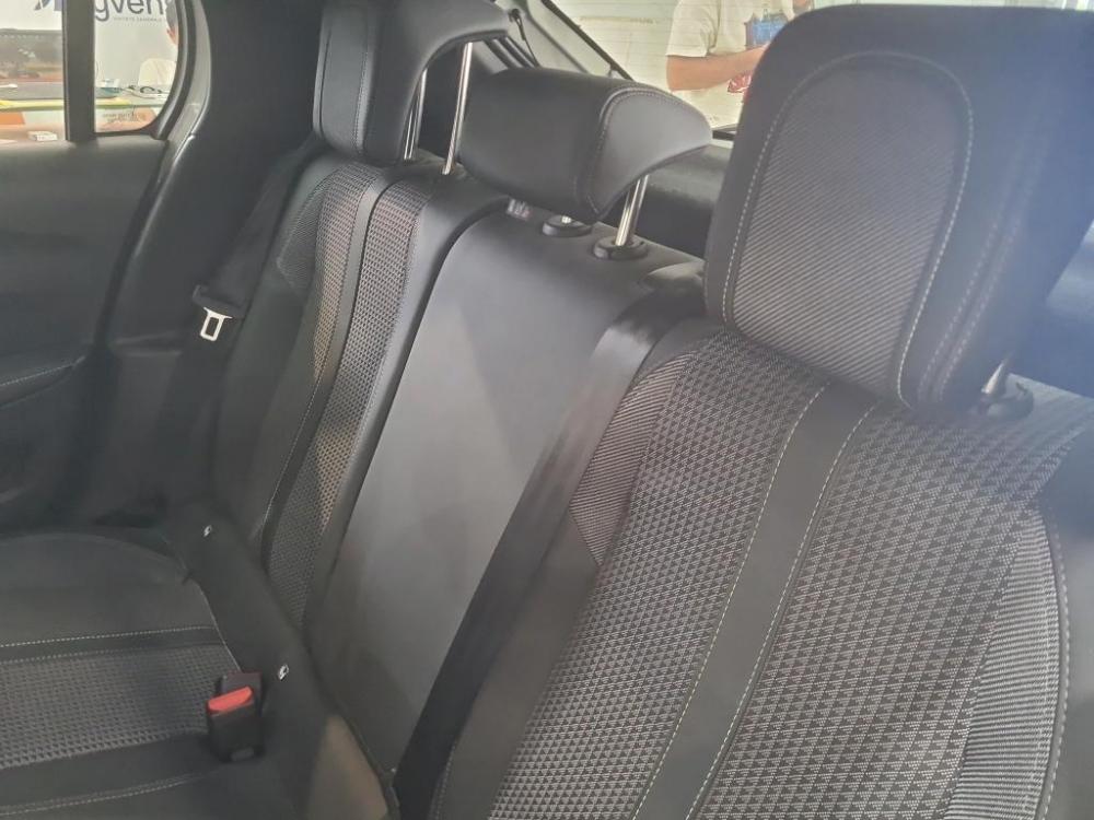 peugeot-208-2022-diesel-1499cc