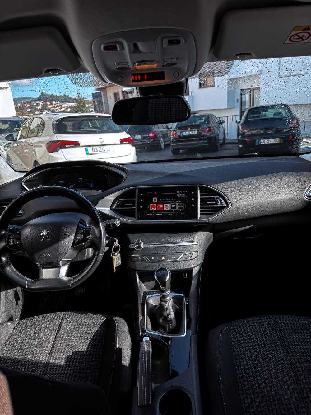 peugeot-308-2020-diesel-1499cc