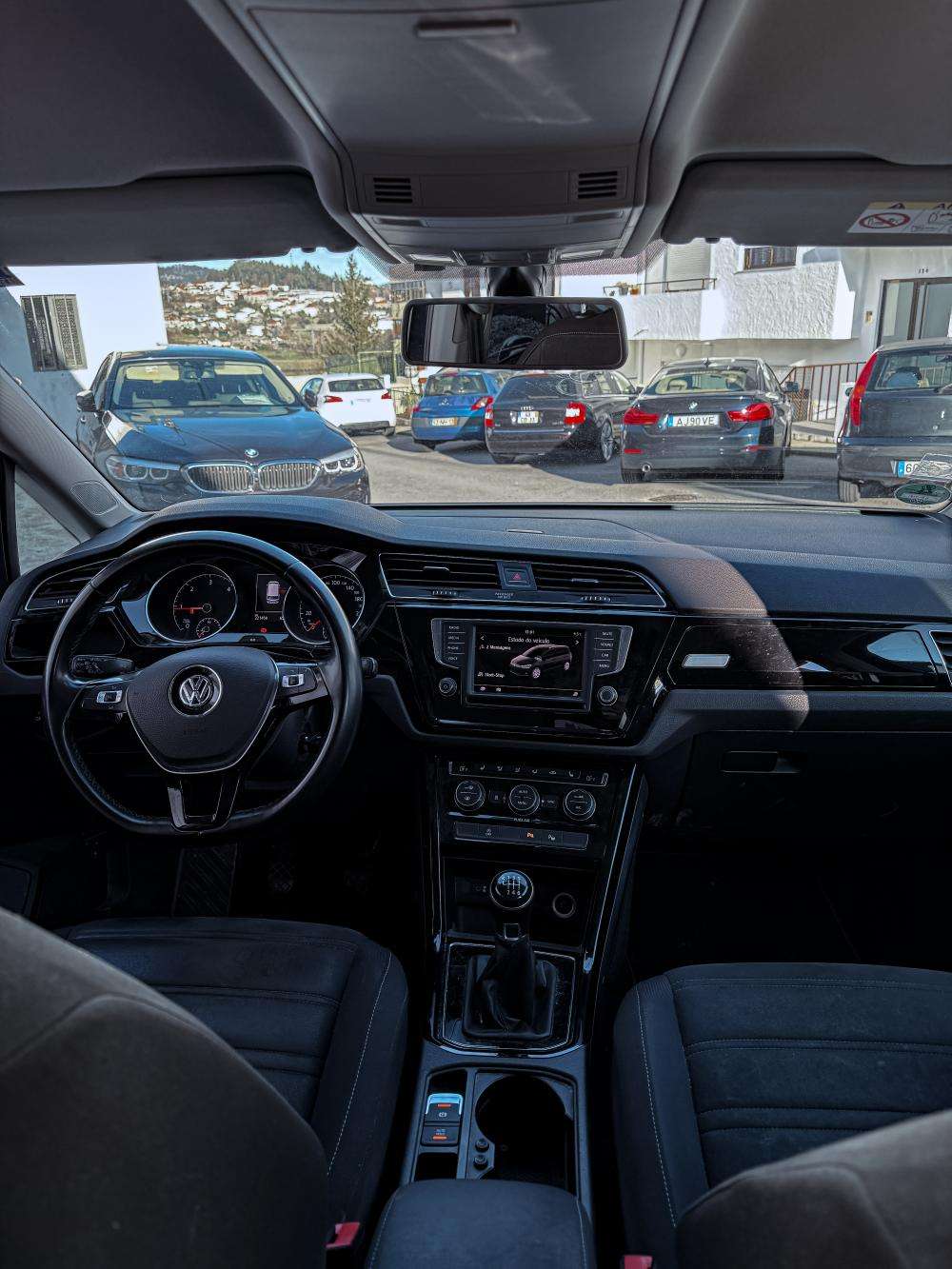 volkswagen-touran-2016-diesel-1968cc