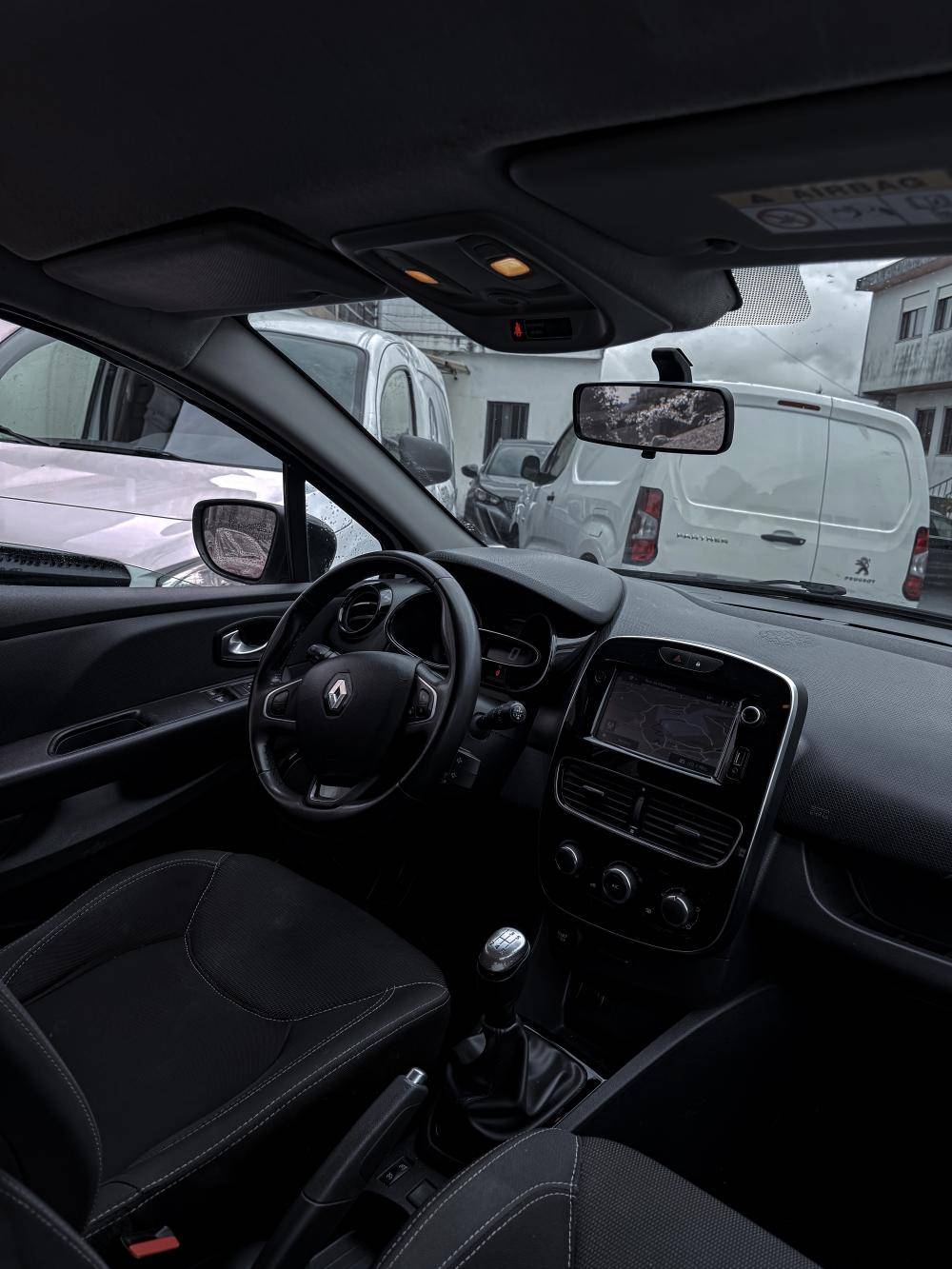renault-clio-sport-tourer-2017-diesel-1461cc