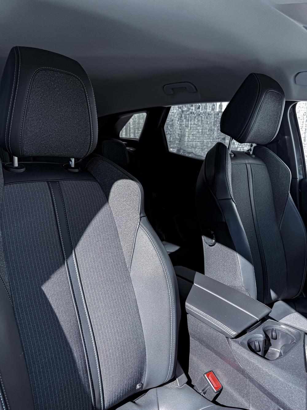 peugeot-3008-2022-hibrido-a-gasolina-1598cc