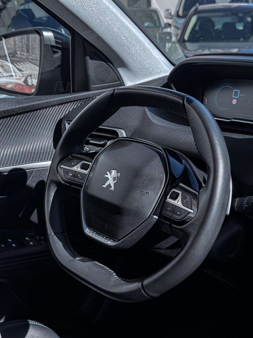 peugeot-3008-2022-hibrido-a-gasolina-1598cc