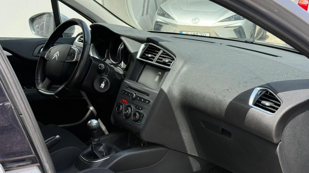 citroen-ds4-2018-diesel-1560cc