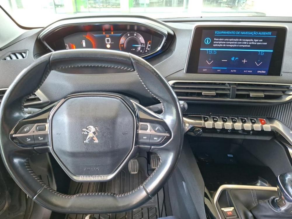 peugeot-5008-2022-diesel-1499cc