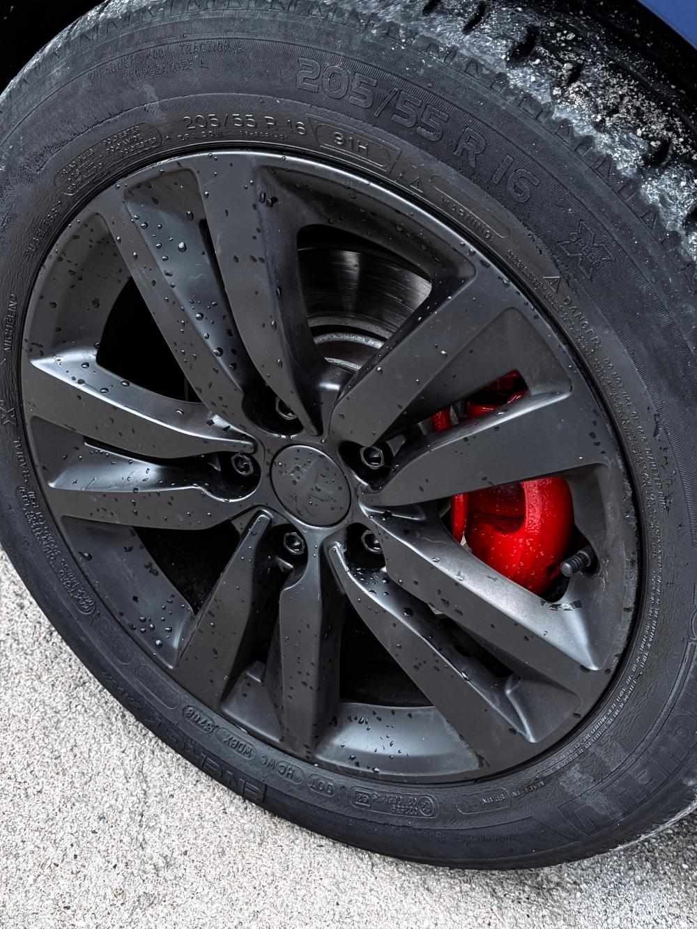 peugeot-308-sw-2019-diesel-1499cc