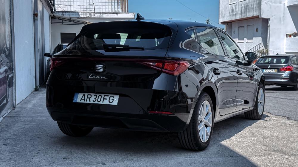 seat-leon-2022-diesel-1968cc