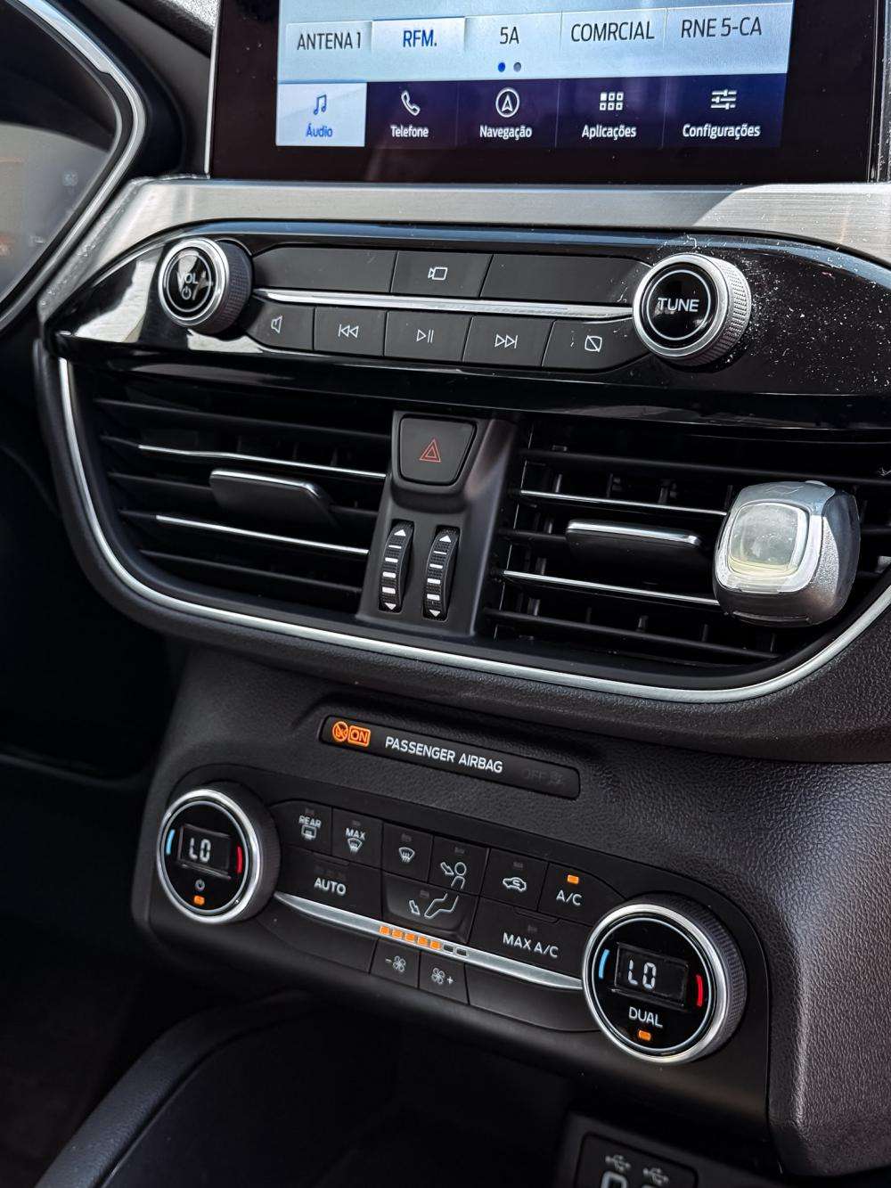 ford-kuga-2021-hibrido-a-gasolina-2488cc