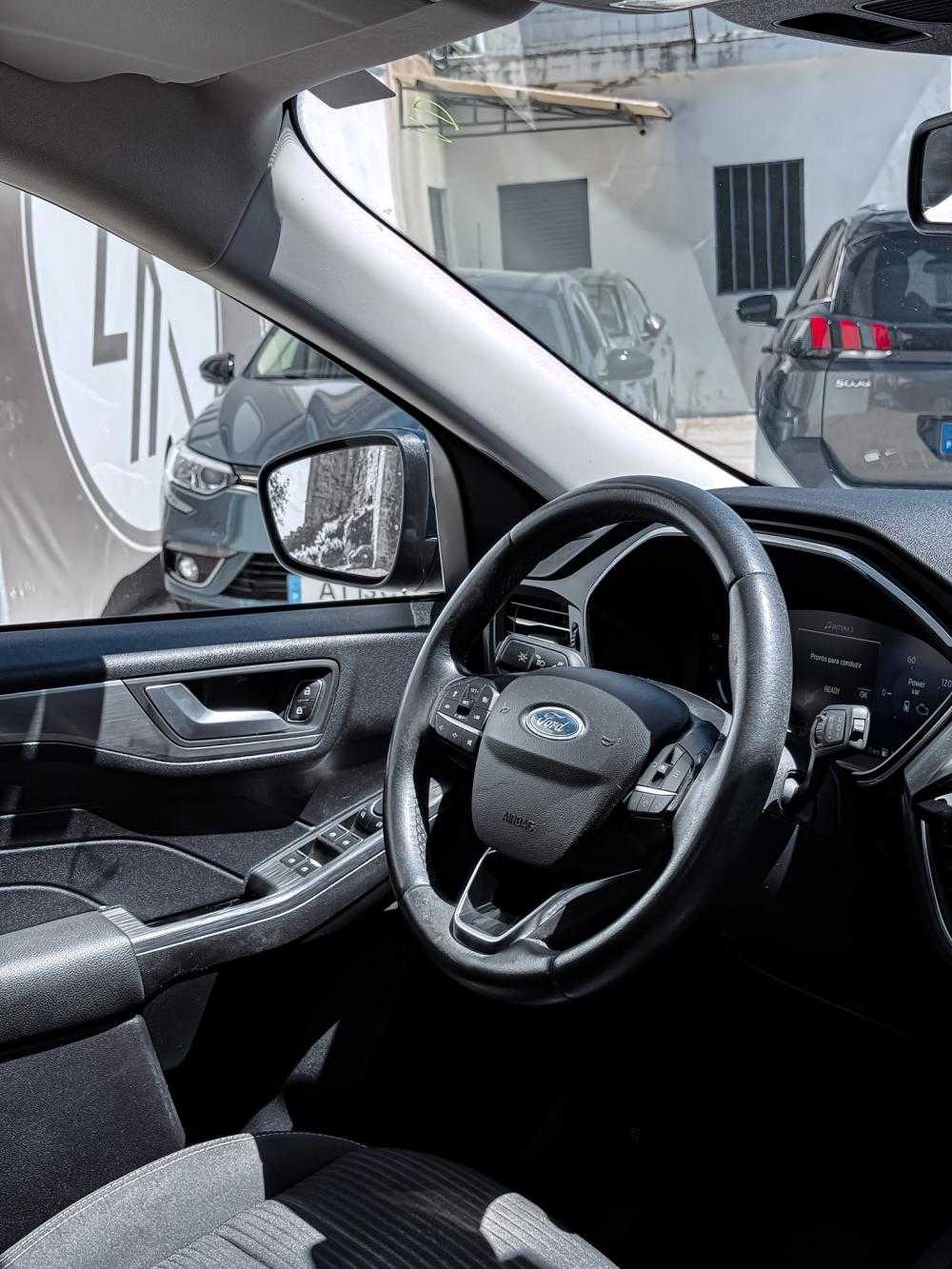 ford-kuga-2021-hibrido-a-gasolina-2488cc
