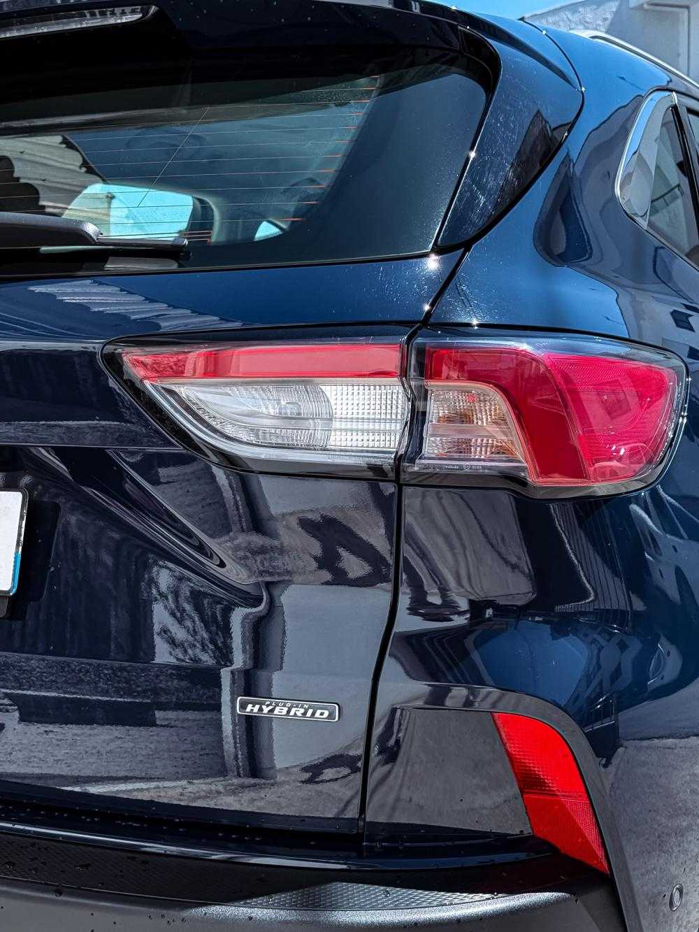 ford-kuga-2021-hibrido-a-gasolina-2488cc