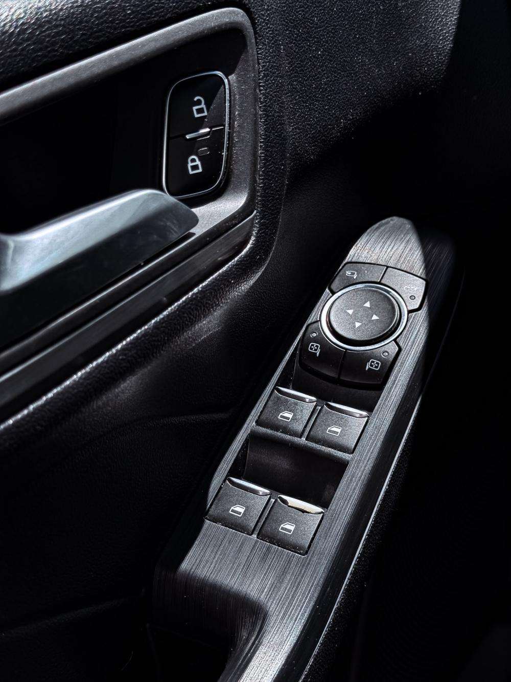 ford-kuga-2021-hibrido-a-gasolina-2488cc
