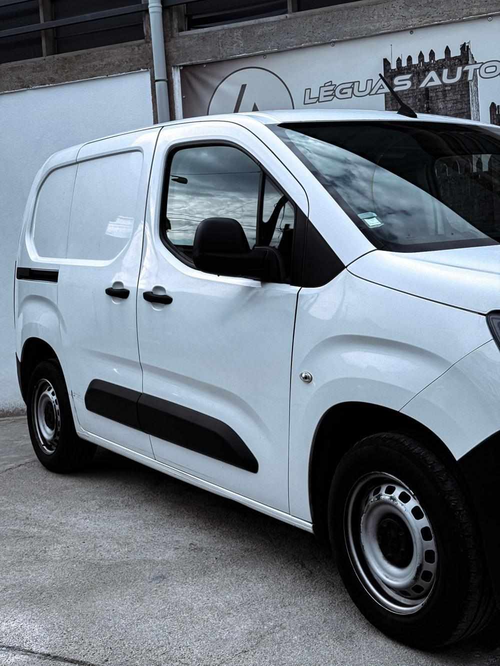 peugeot-partner-2022-diesel-1499cc