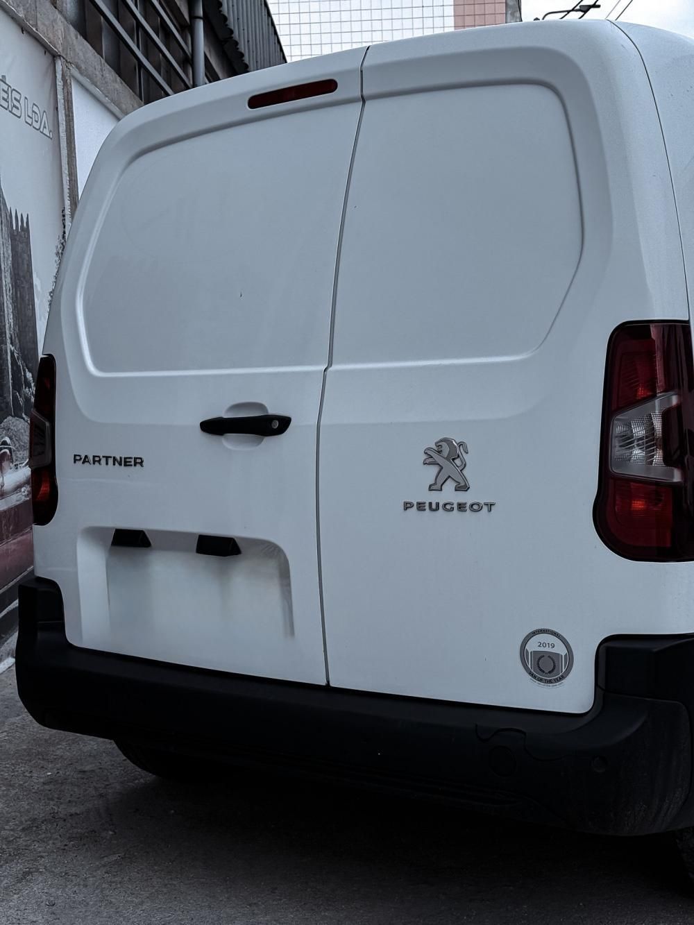 peugeot-partner-2022-diesel-1499cc