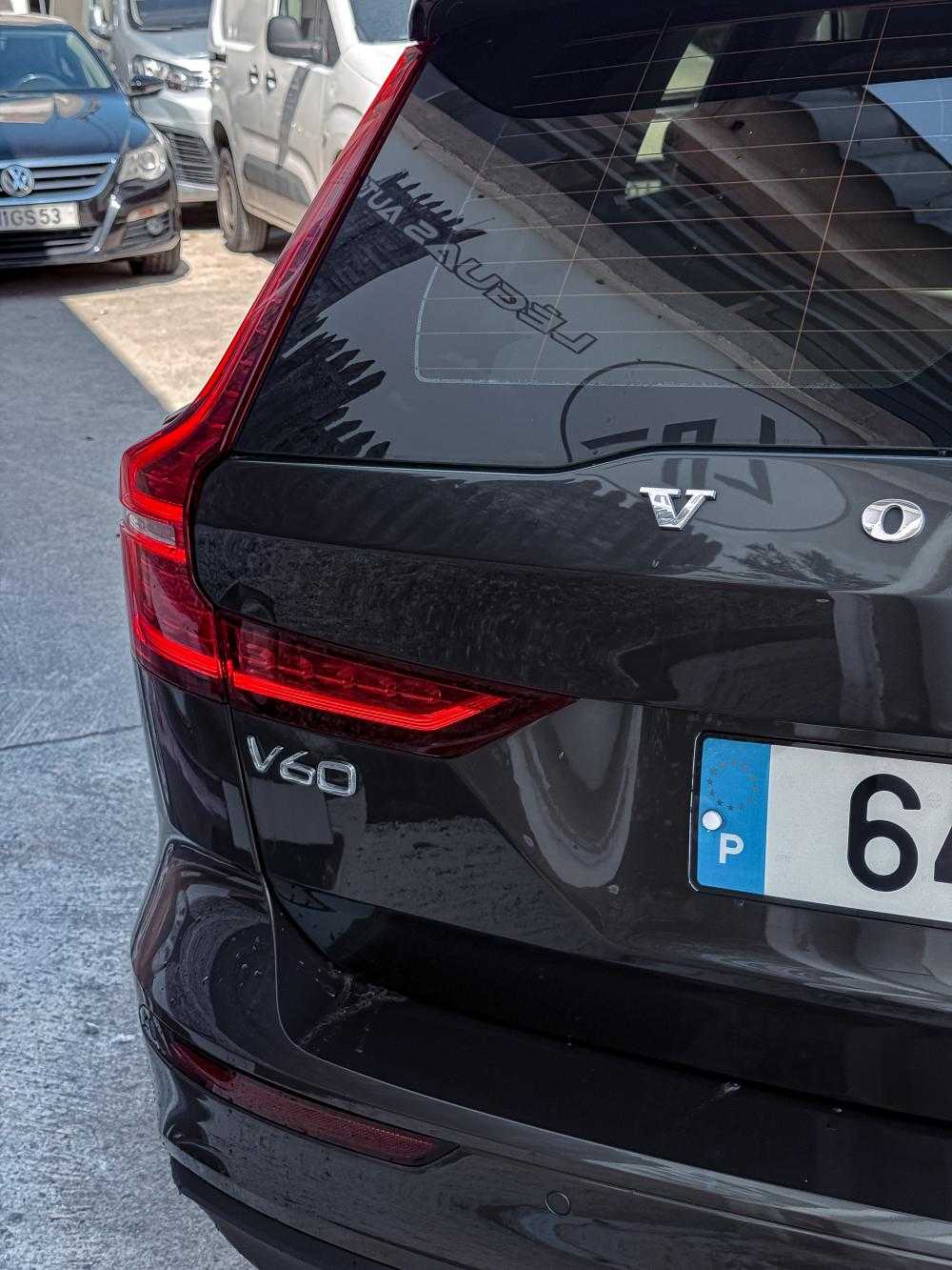 volvo-v60-2018-diesel-1969cc