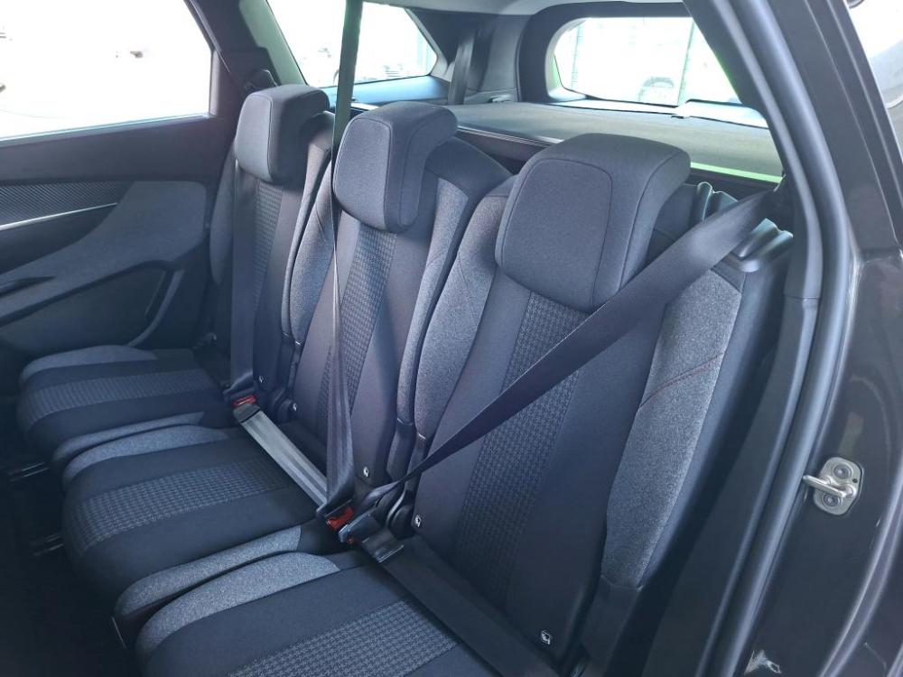 peugeot-5008-2022-diesel-1499cc