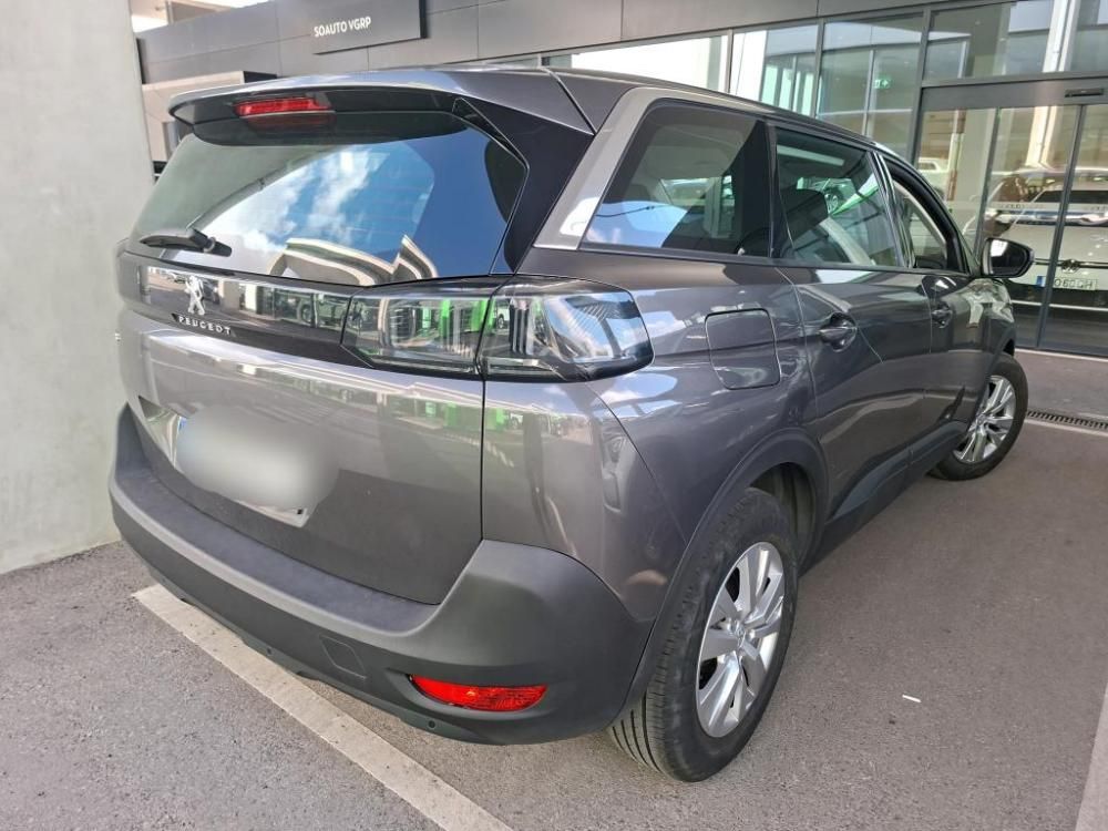 peugeot-5008-2022-diesel-1499cc