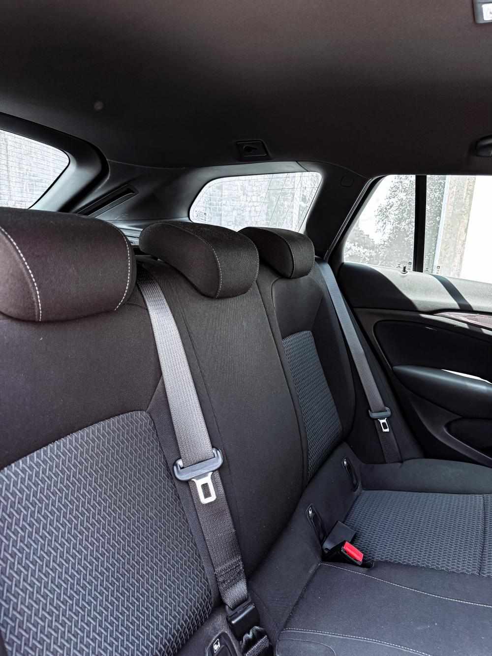 opel-insignia-sports-tourer-2021-diesel-1496cc