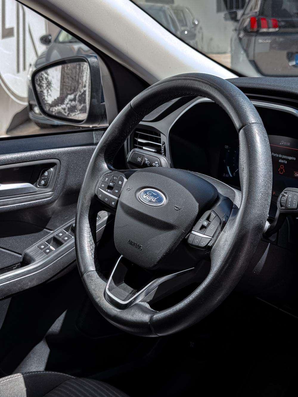 ford-kuga-2021-hibrido-a-gasolina-2488cc