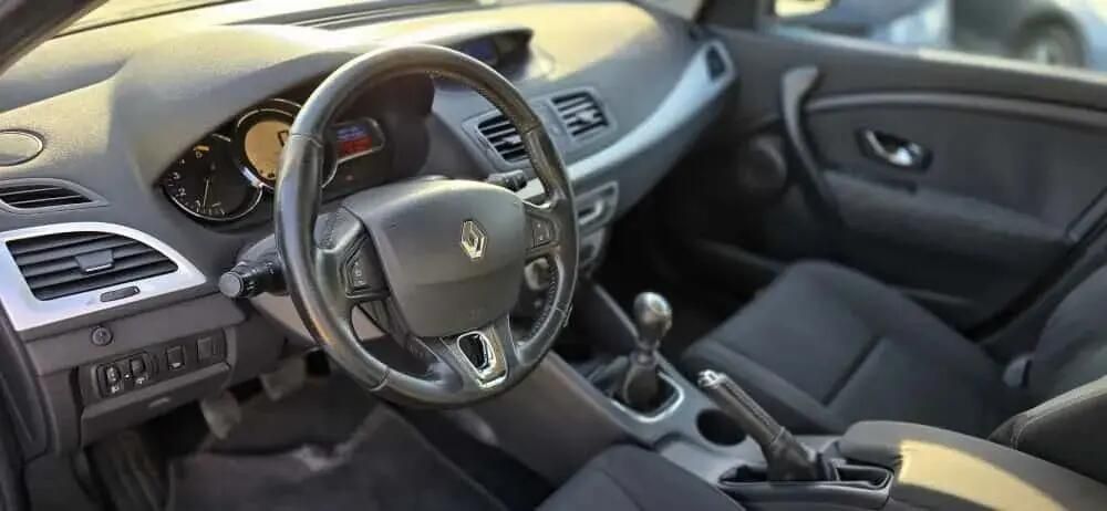 renault-megane-sport-tourer-2014-diesel-1461cc